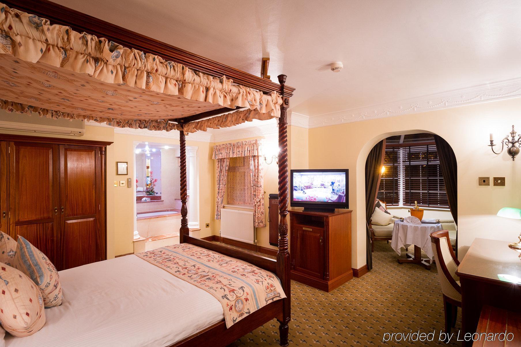The Royal Chace Hotel Enfield Rum bild